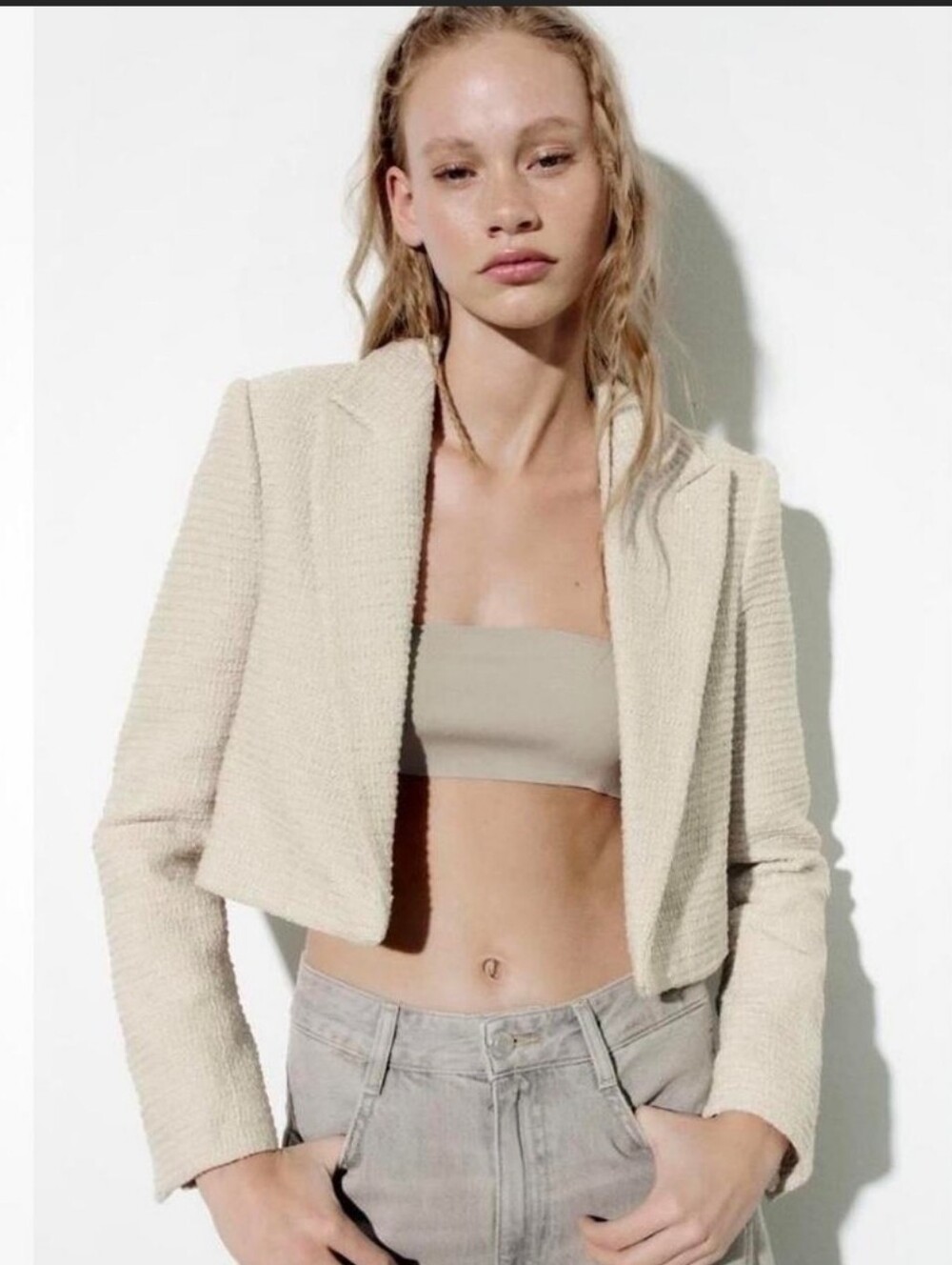 Zara Cropped Blazer, EUC
